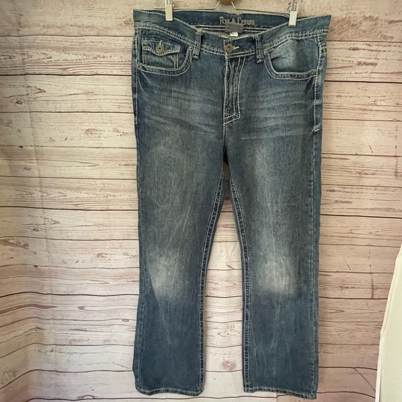 Men’s Axe And Crown Relaxed Boot Cut Jeans 36x34 Medium Wash Button Pockets - Picture 1 of 8